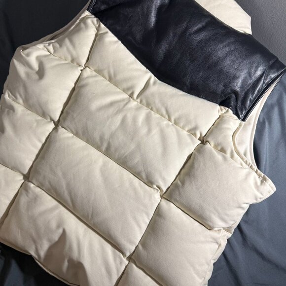 Moose Knuckles Vest - Picture 2 of 7